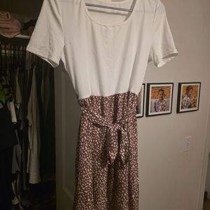 Chic White and Brown Patterned Midi Dress